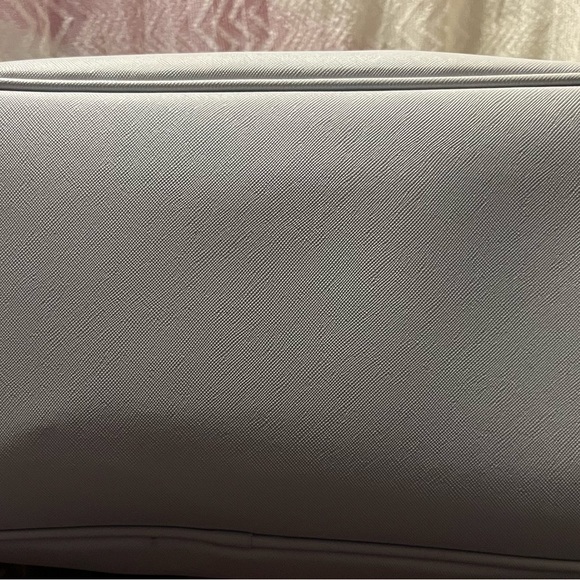 Marc Jacobs Metallic Silver Handbag shoulder bag, Marc Jacob’s beautiful light s - Picture 8 of 11